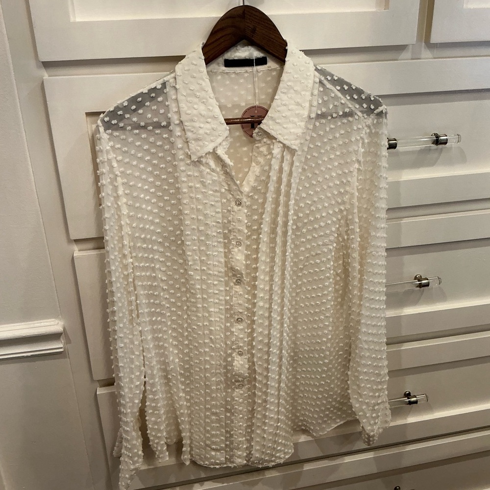 Jenni Kayne White Textured Button Down Shirt - Picture 3 of 9